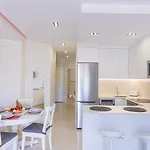 In Beachfront Complex In El Duque Area, Appartamento