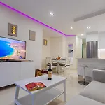 In Beachfront Complex In El Duque Area, Appartamento Costa Adeje (Tenerife)