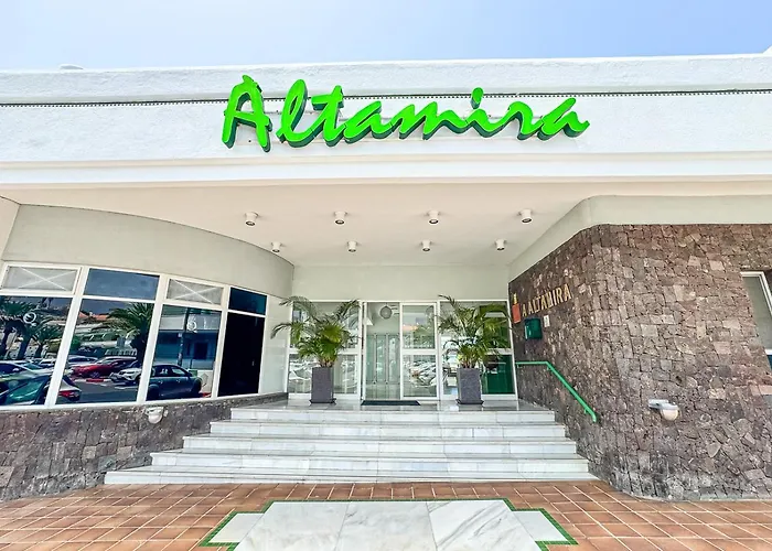 Διαμέρισμα In Beachfront Complex In El Duque Area, *