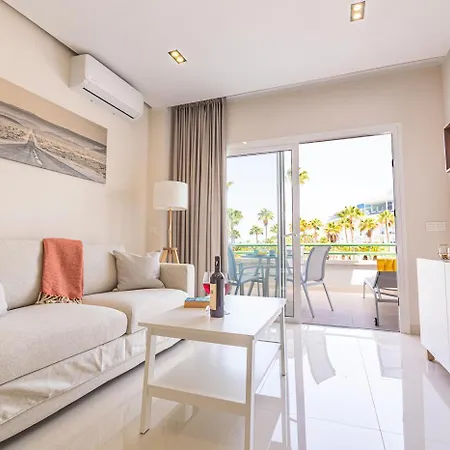 In Beachfront Complex In El Duque Area, アデヘ