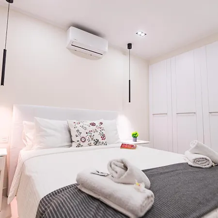 公寓 In Beachfront Complex In El Duque Area,