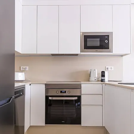 In Beachfront Complex In El Duque Area, Apartman *