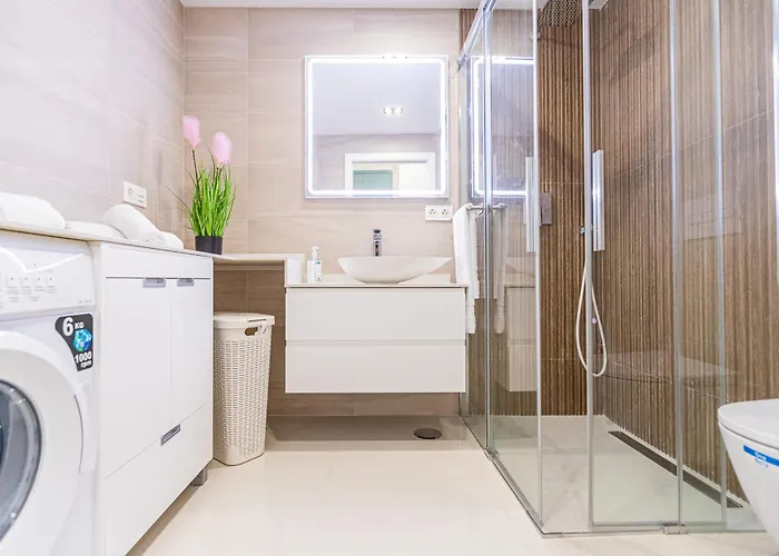 Lejlighed In Beachfront Complex In El Duque Area, Costa Adeje (Tenerife)