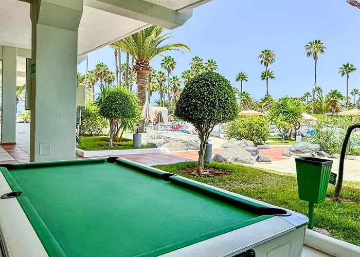 Lejlighed In Beachfront Complex In El Duque Area, Costa Adeje (Tenerife)