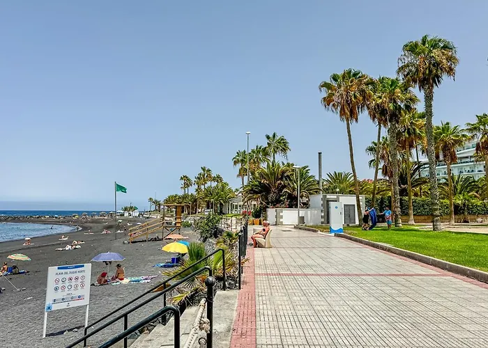 Lejlighed In Beachfront Complex In El Duque Area, *